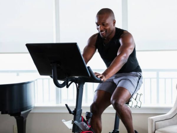 Qual melhor bicicleta ergometrica: Veja modelos para seu perfil